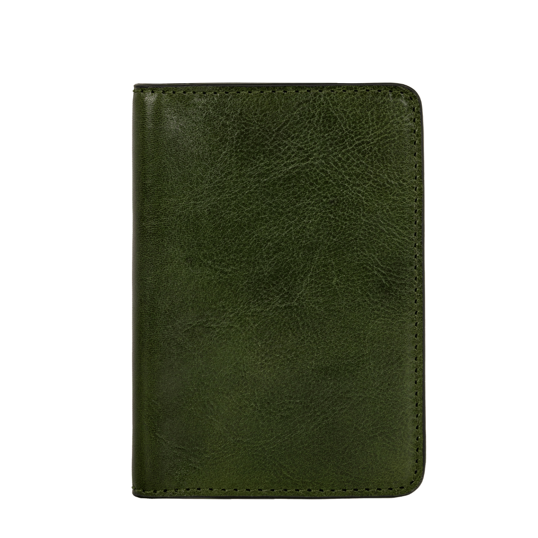 Small Leather Passport Holder - Gulliver’s Travels