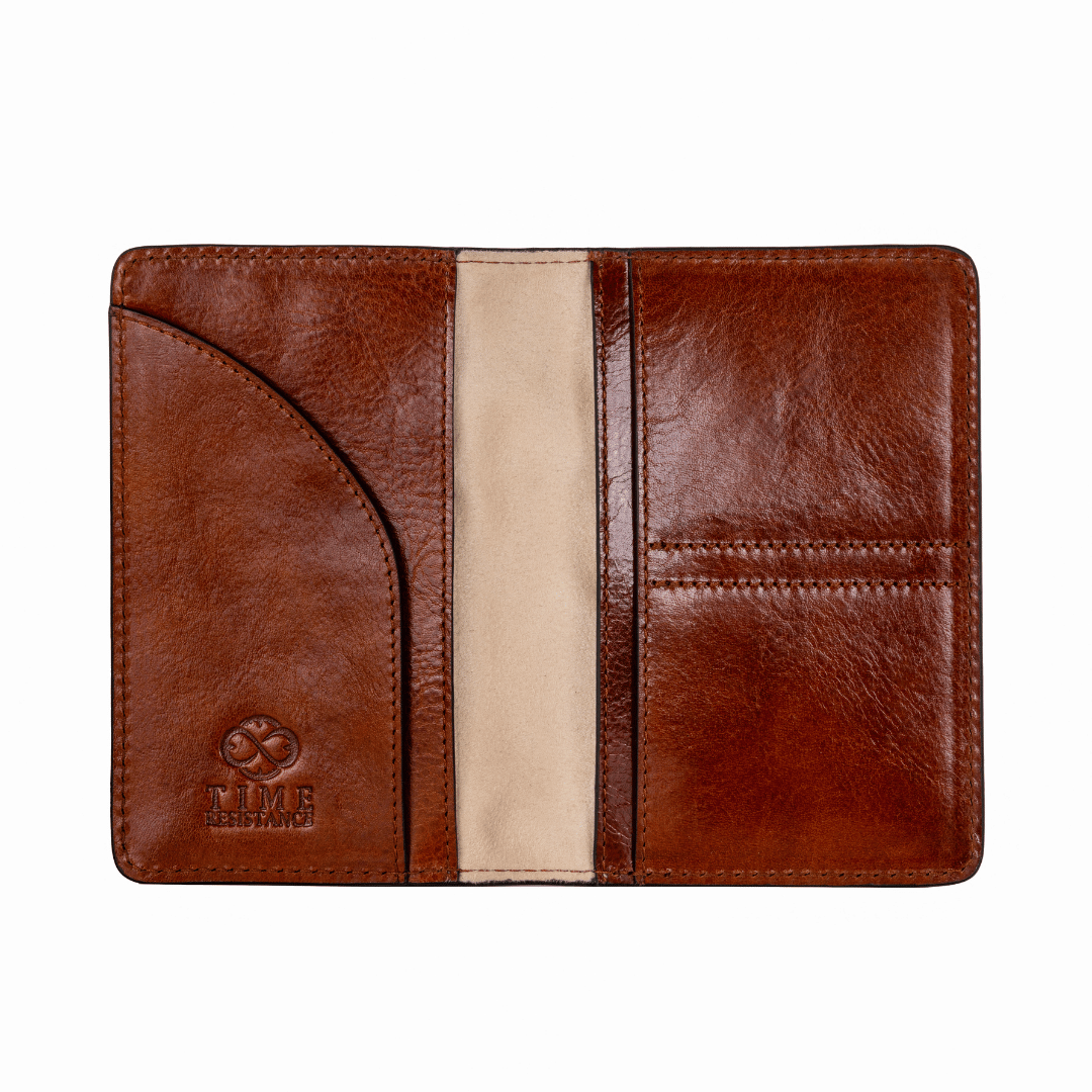 Small Leather Passport Holder - Gulliver’s Travels