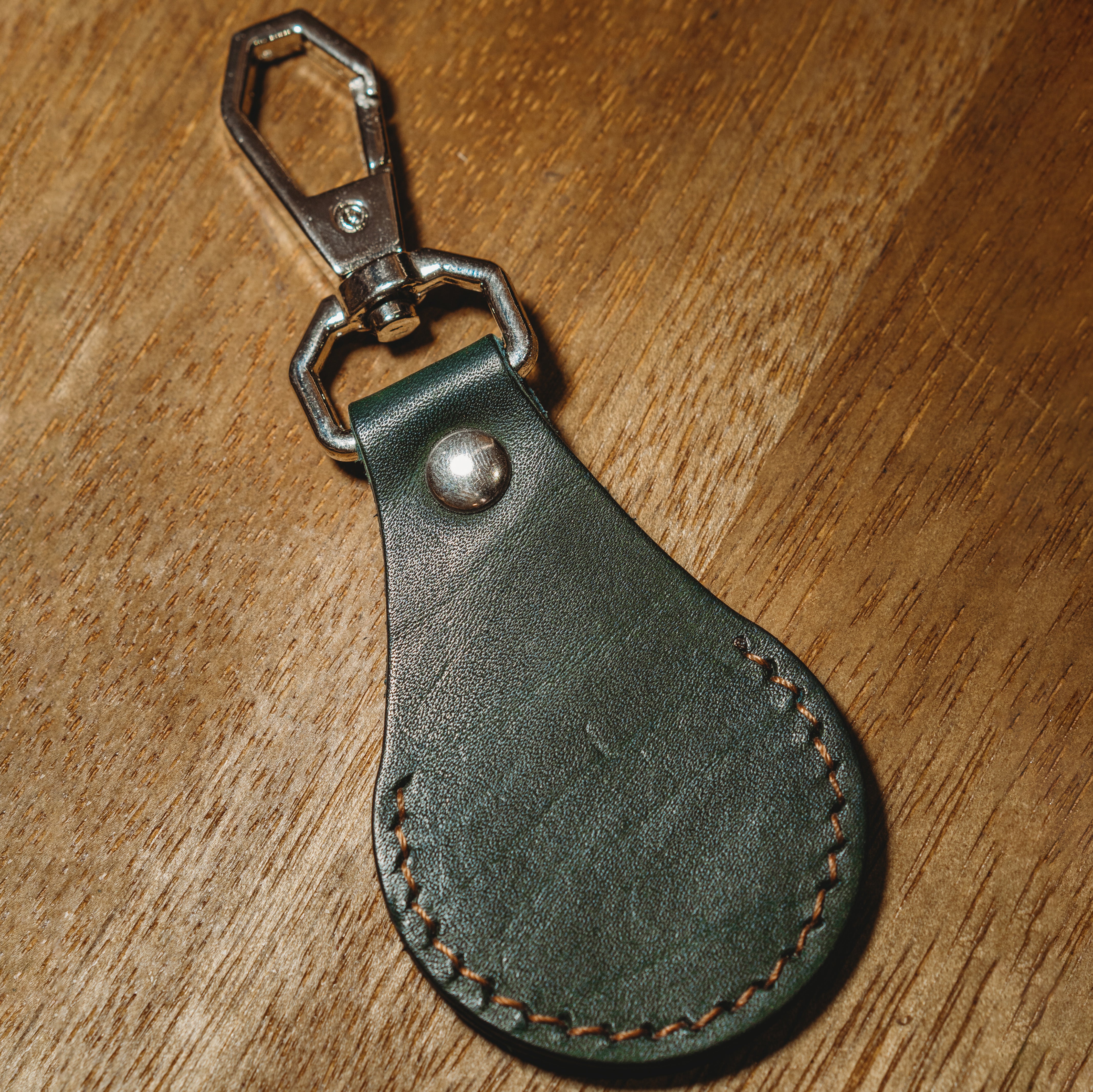 Air Tag Locator Keychain