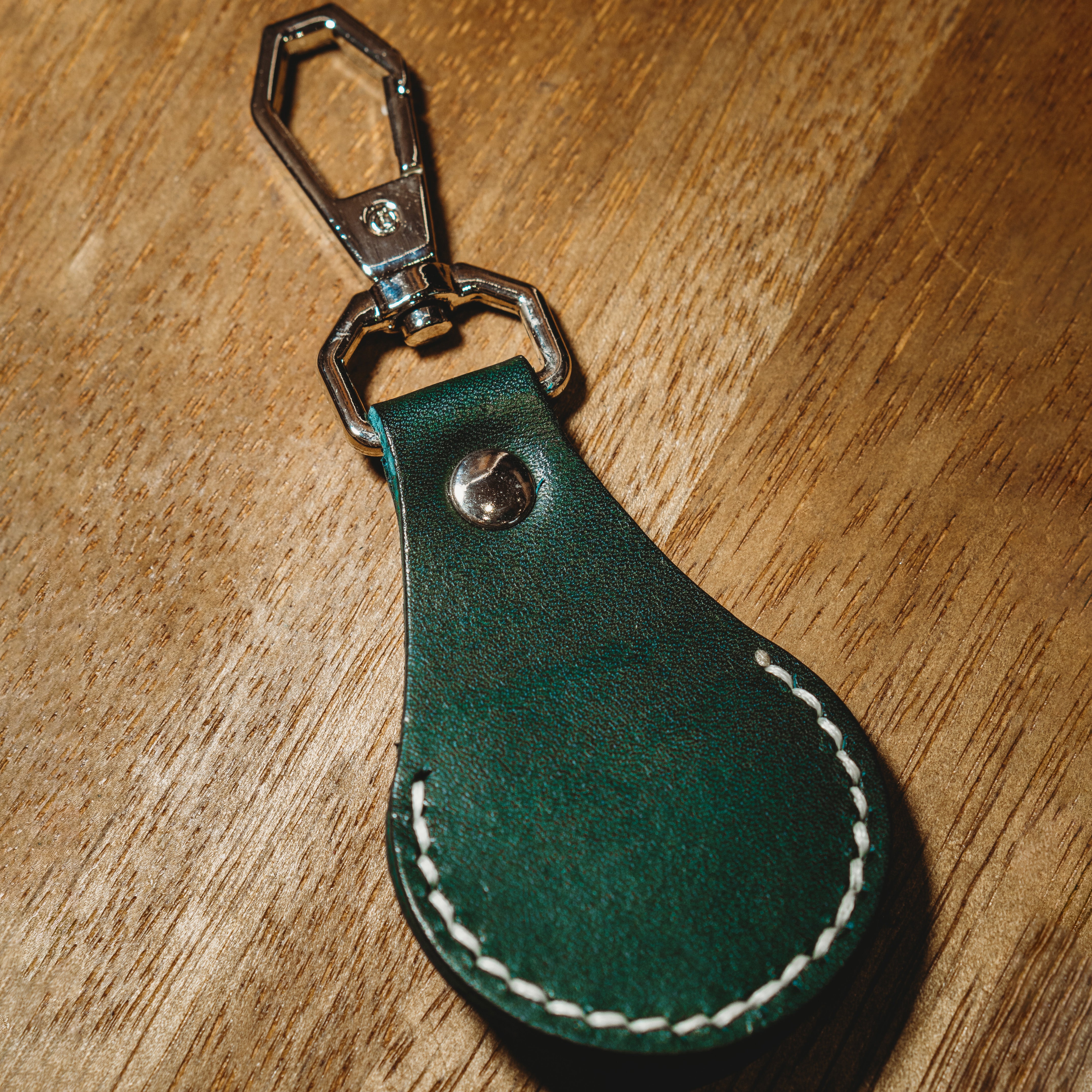 Air Tag Locator Keychain