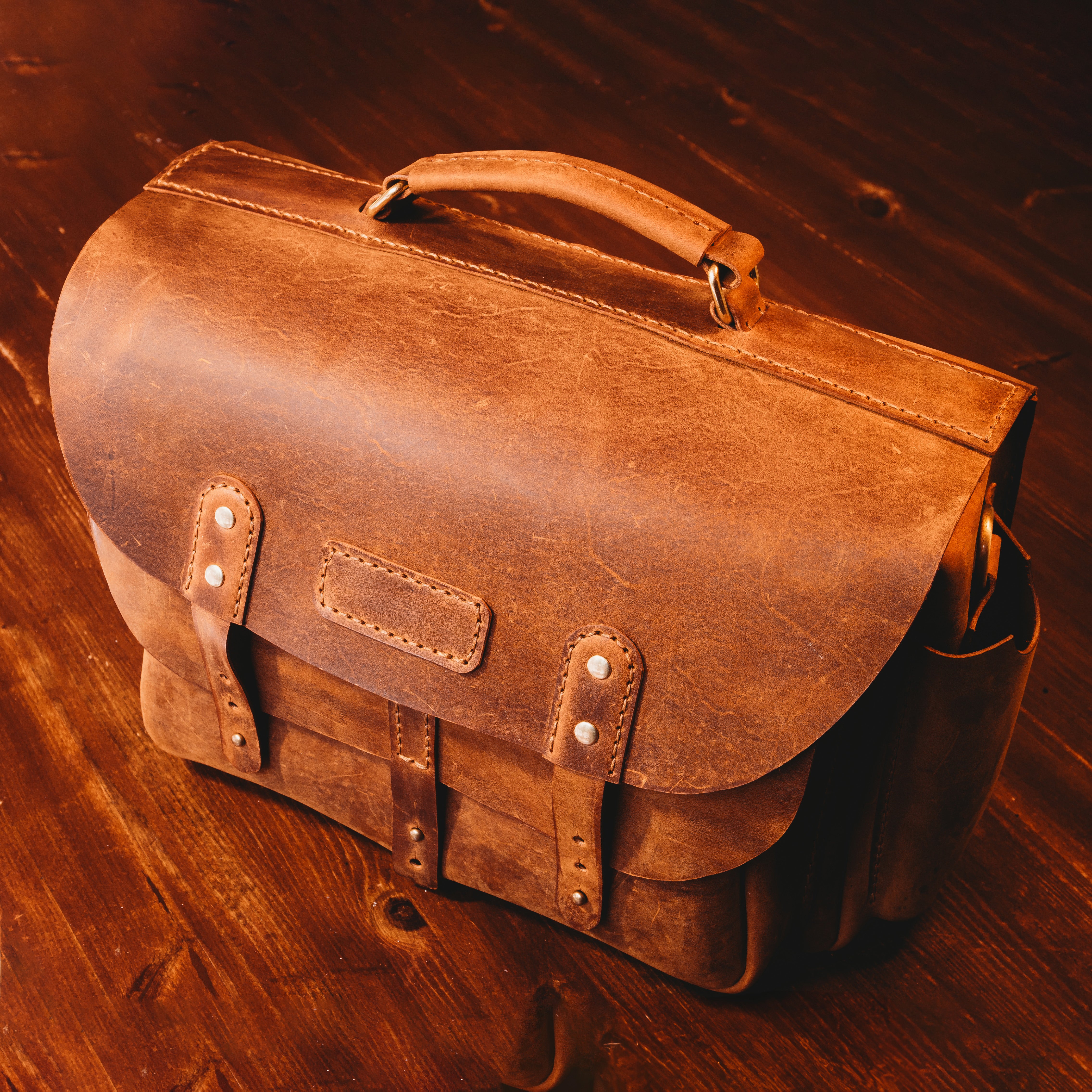 Timeless Messenger Bag